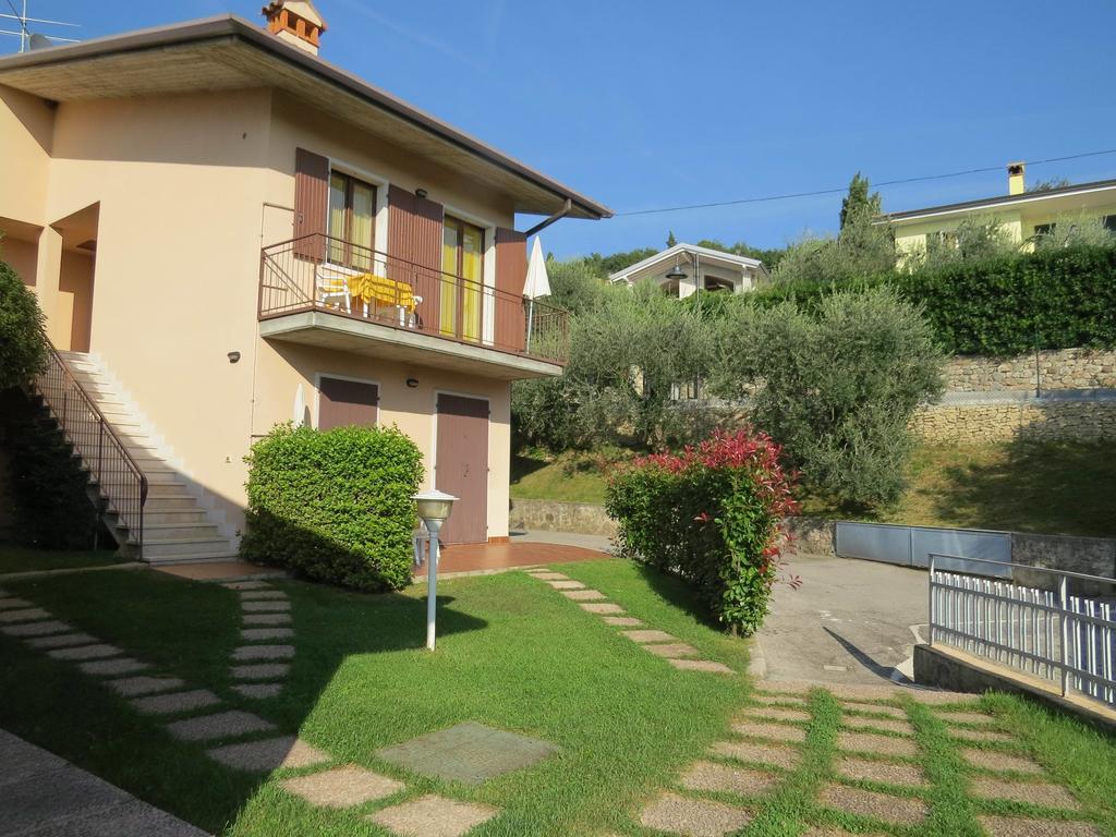 Residence Liana Albisano Torri Del Benaco Exterior foto